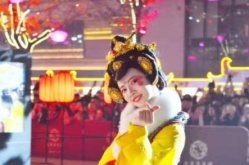 嘉善不倒翁小姐姐微信,微信走红，魅力四射的民间艺术传承者